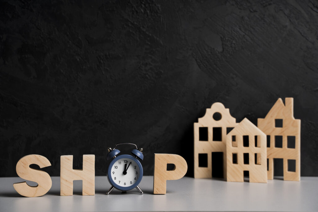 Shops and Establishment Act compliance guide for Indian businesses covering registration, working hours, leave rules and penalties